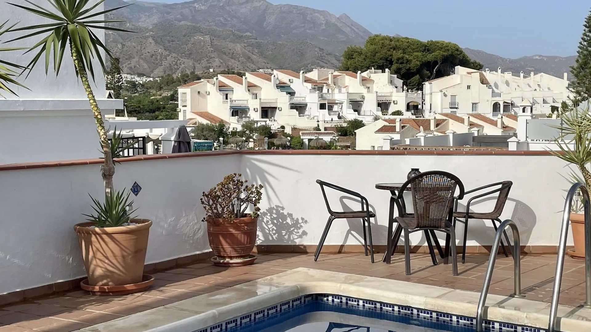 Salida Del Sol Villa Nerja