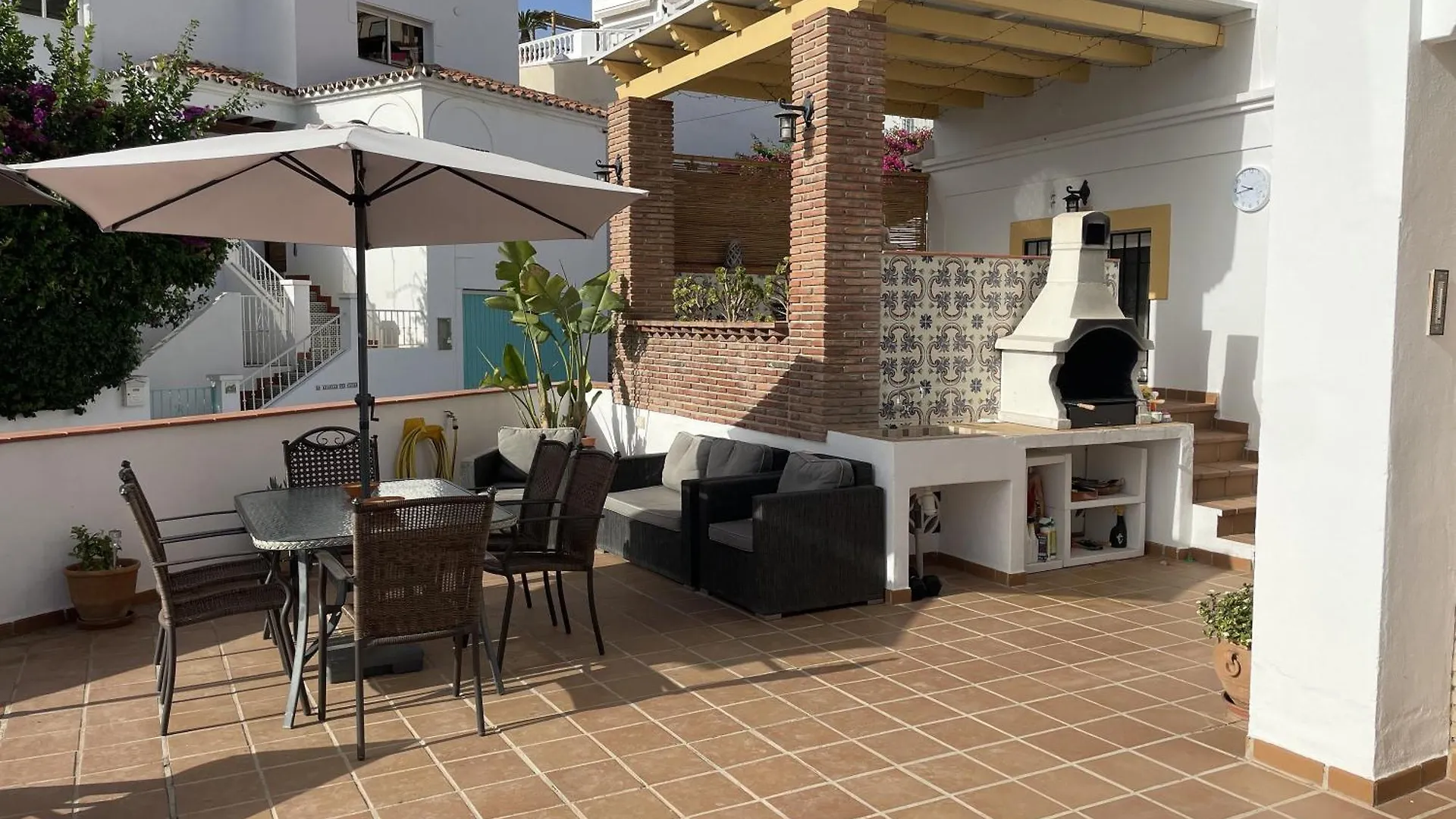 Salida Del Sol Villa Nerja