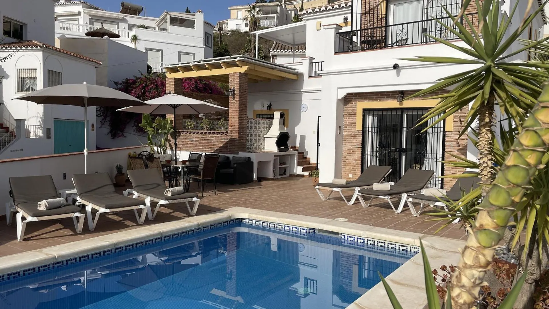 Salida Del Sol Villa Nerja Spain